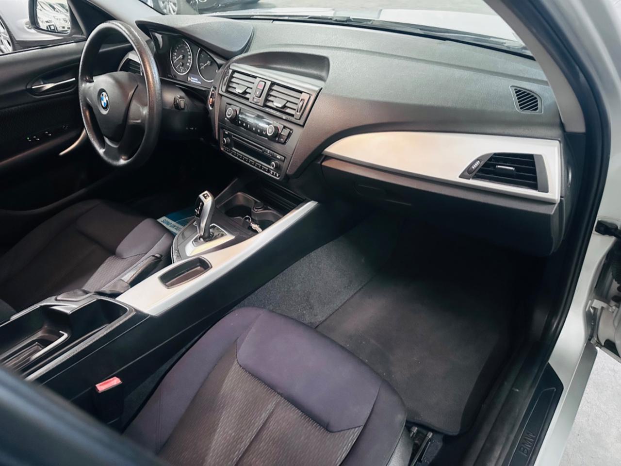 Bmw 118 120d 5p. Sport