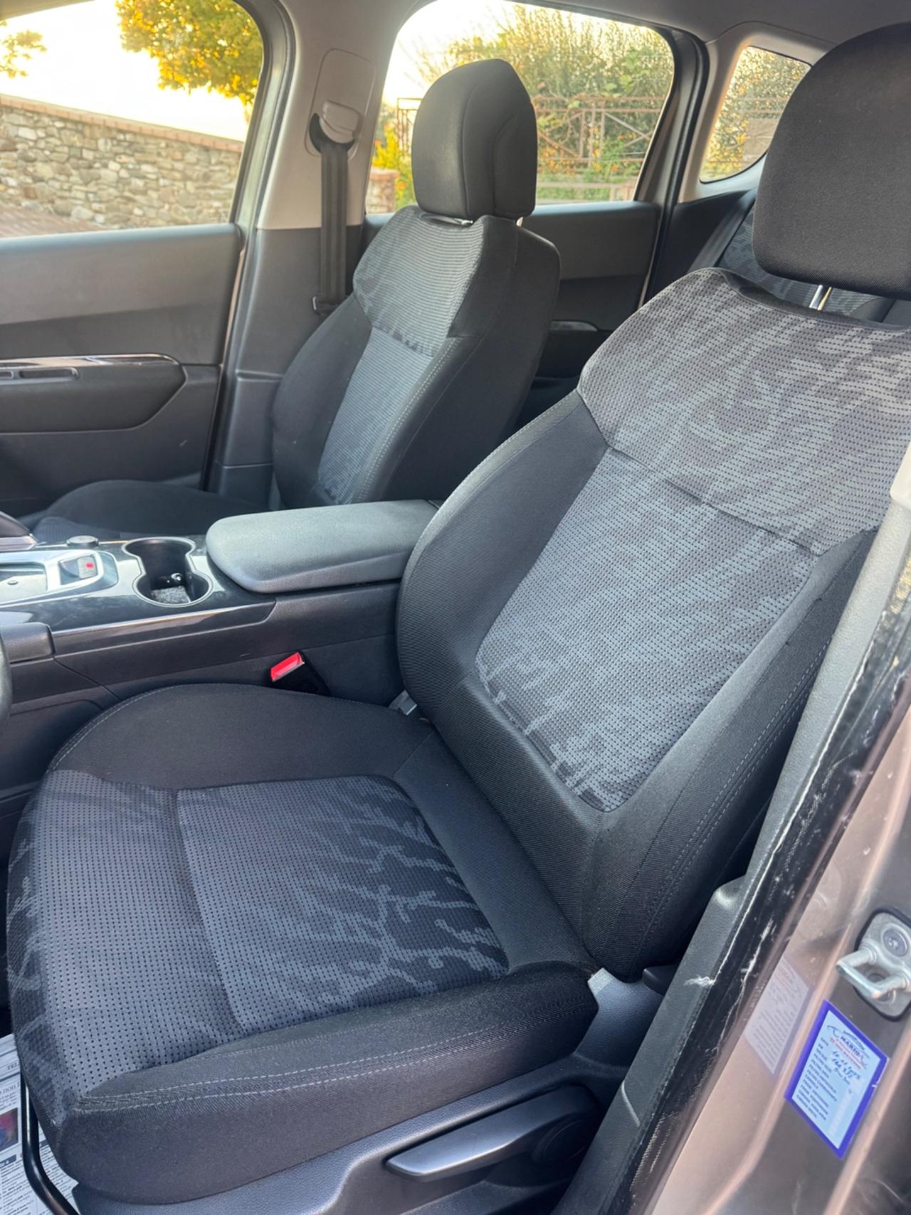 Peugeot 3008 1.6 HDi 112CV 2011