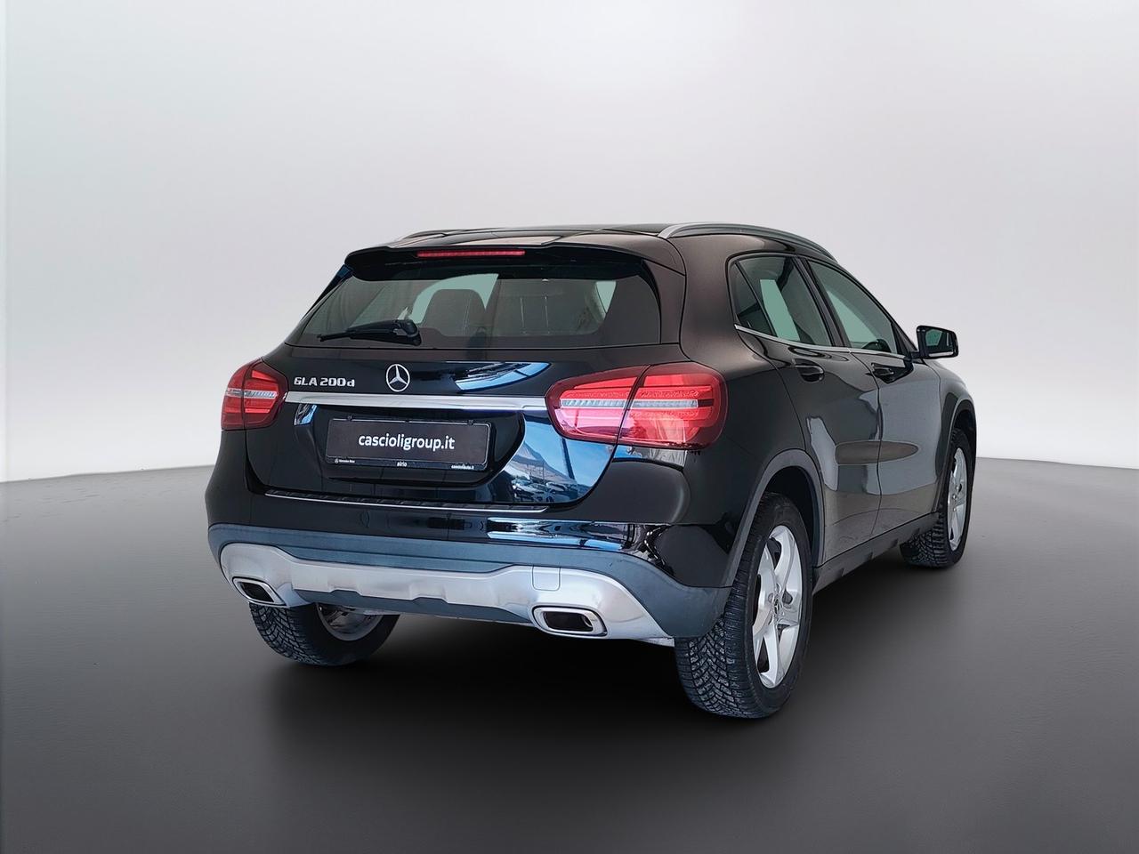 Mercedes-Benz GLA-X156 2017 - GLA 200 d Sport
