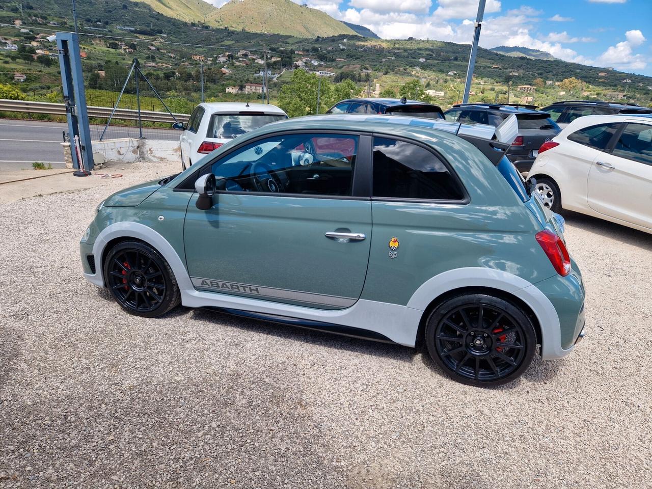 Abarth 695 1.4 Turbo T-Jet 180 CV 70°