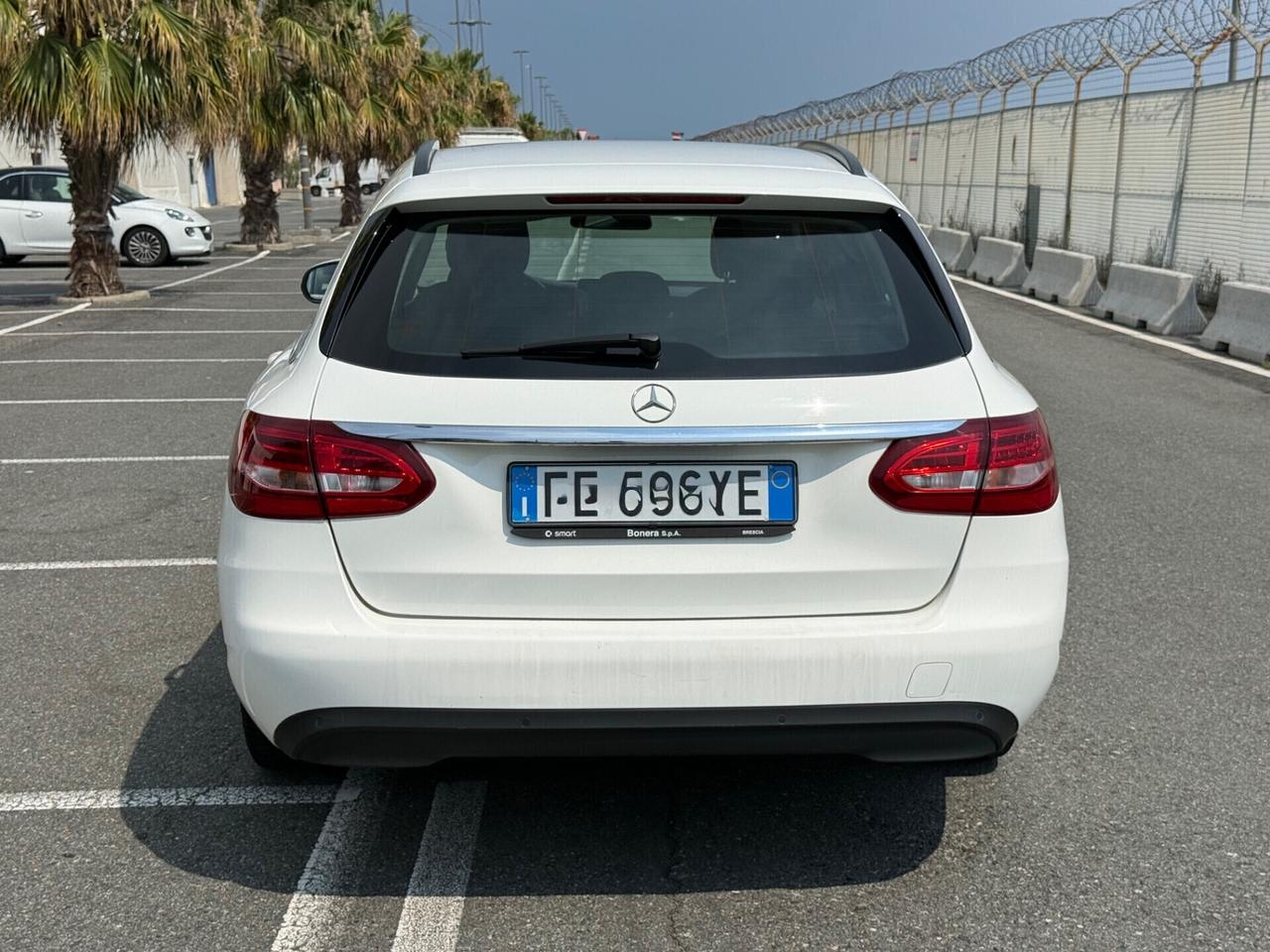 Mercedes-benz C 180 d Automatica-NAVI-PERMUTABILE