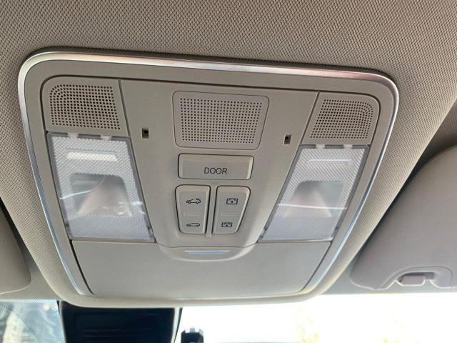 DFSK Glory 600 Glory 600 1.5 177cv AT 7 posti Interni Pelle rossa