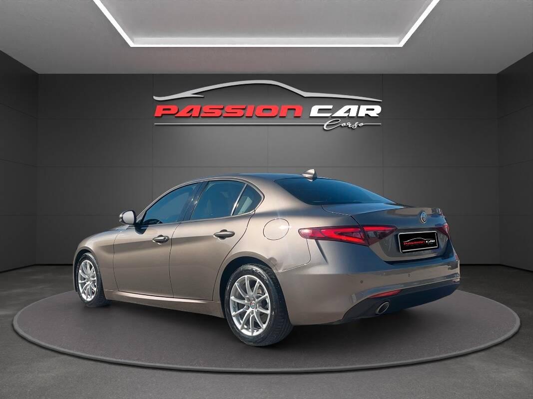 Alfa Romeo Giulia 2.2 t Business 160cv my19