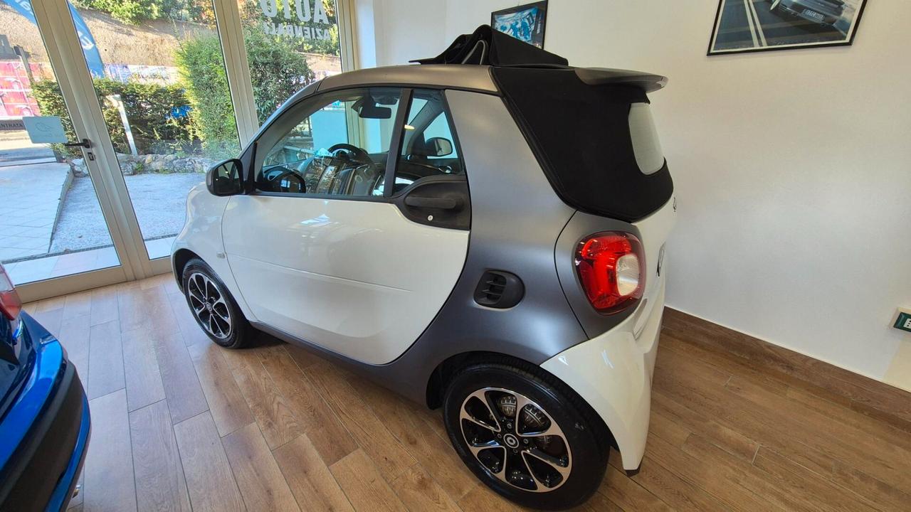 Smart ForTwo 70 1.0 cabrio Passion