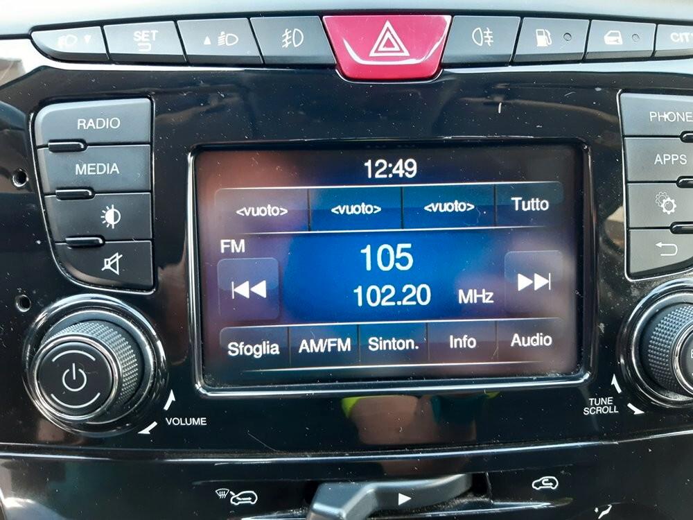 Lancia Ypsilon 0.9 TwinAir 85 CV 5 porte Metano Ecochic PLATINUM