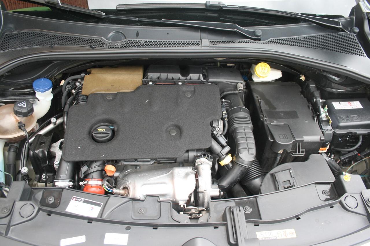 Citroen C3 BlueHDi 100 S&S Shine Pack