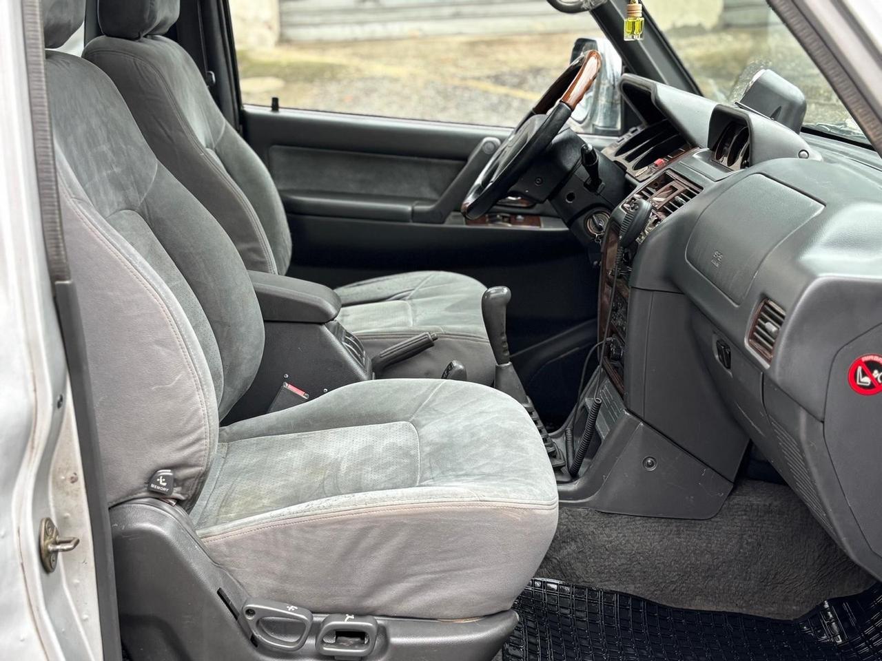 Mitsubishi Pajero 2.5 TDI Metal-top S.S. GLS Target