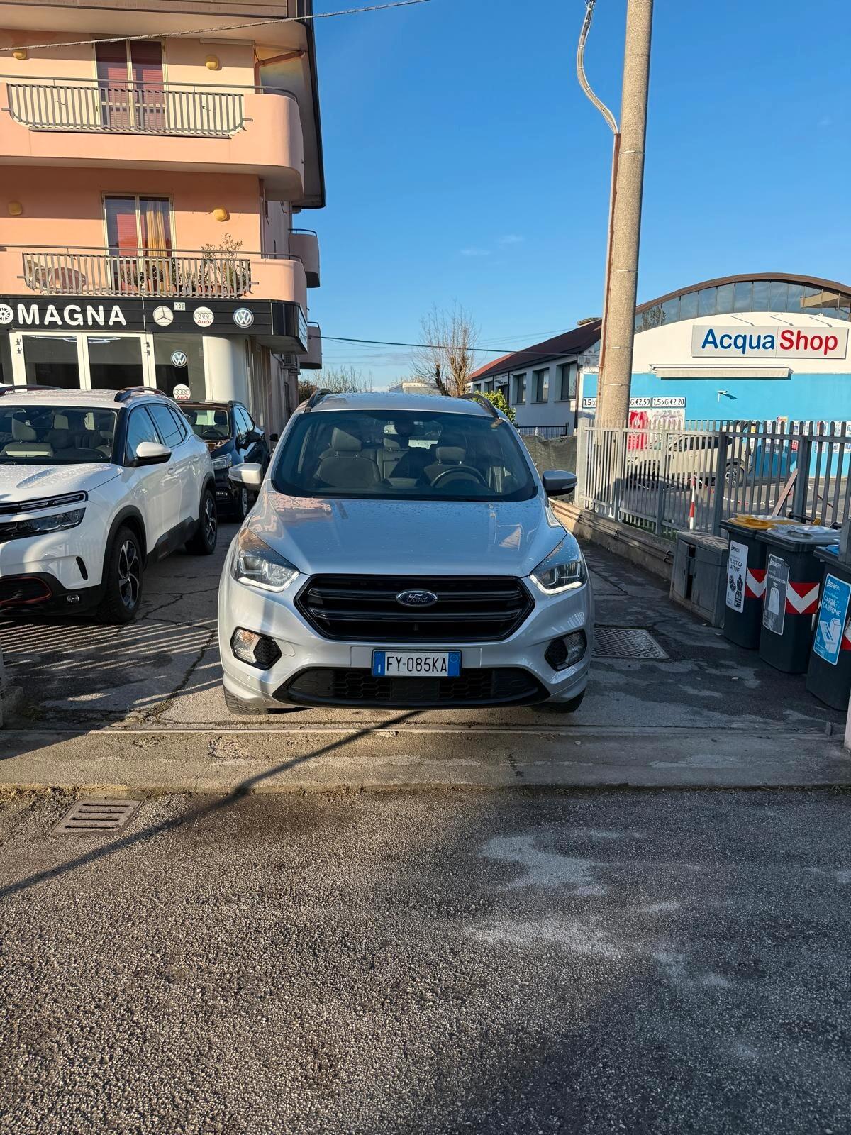 Ford Kuga 1.5 EcoBoost 120 CV S&S 2WD ST-Line NESSUN VINCOLO