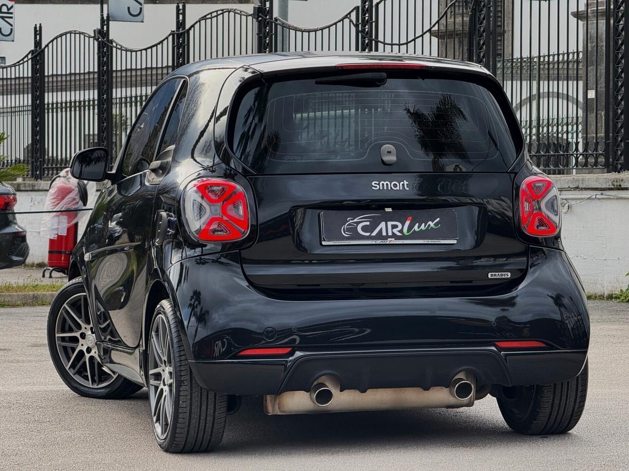 Smart forTwo 0.9 T Brabus Xclusive 109CV Twinamic