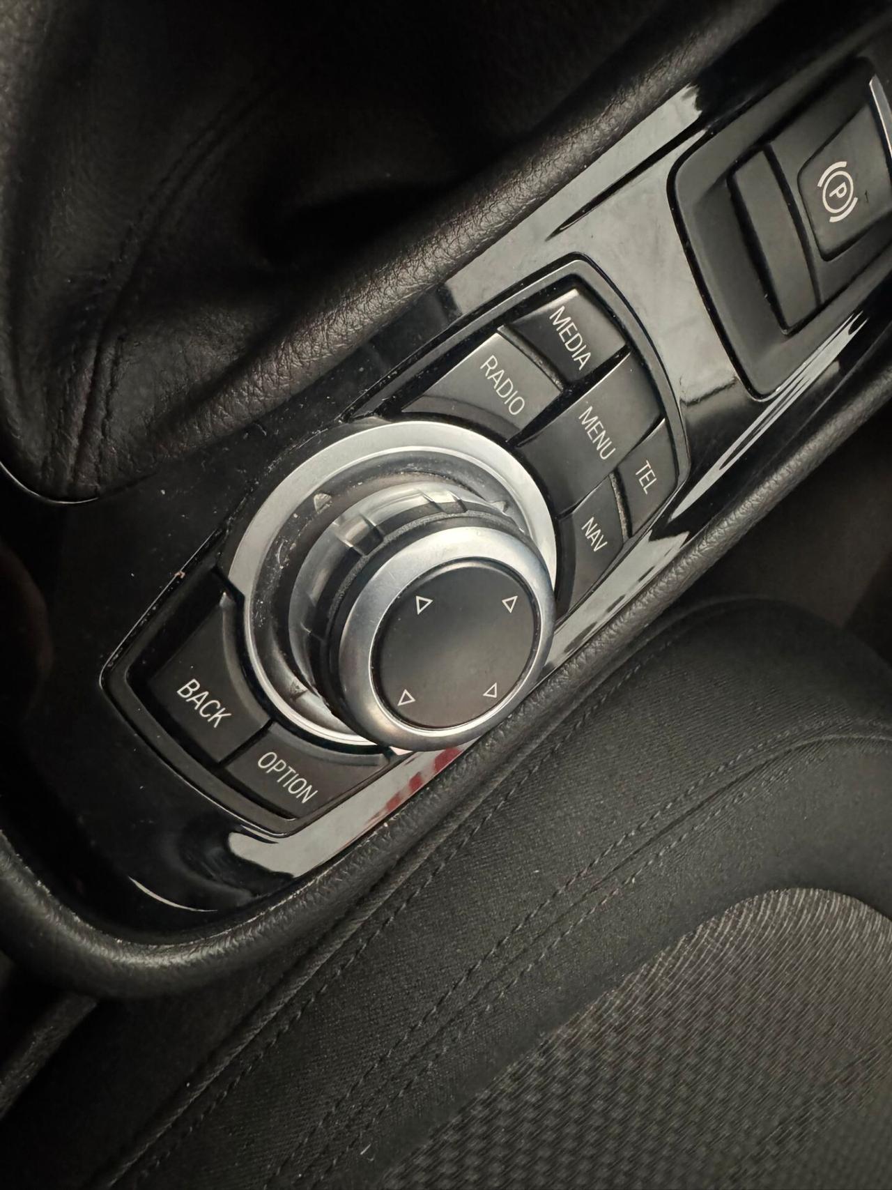 Bmw 2er Active Tourer 216d Luxury