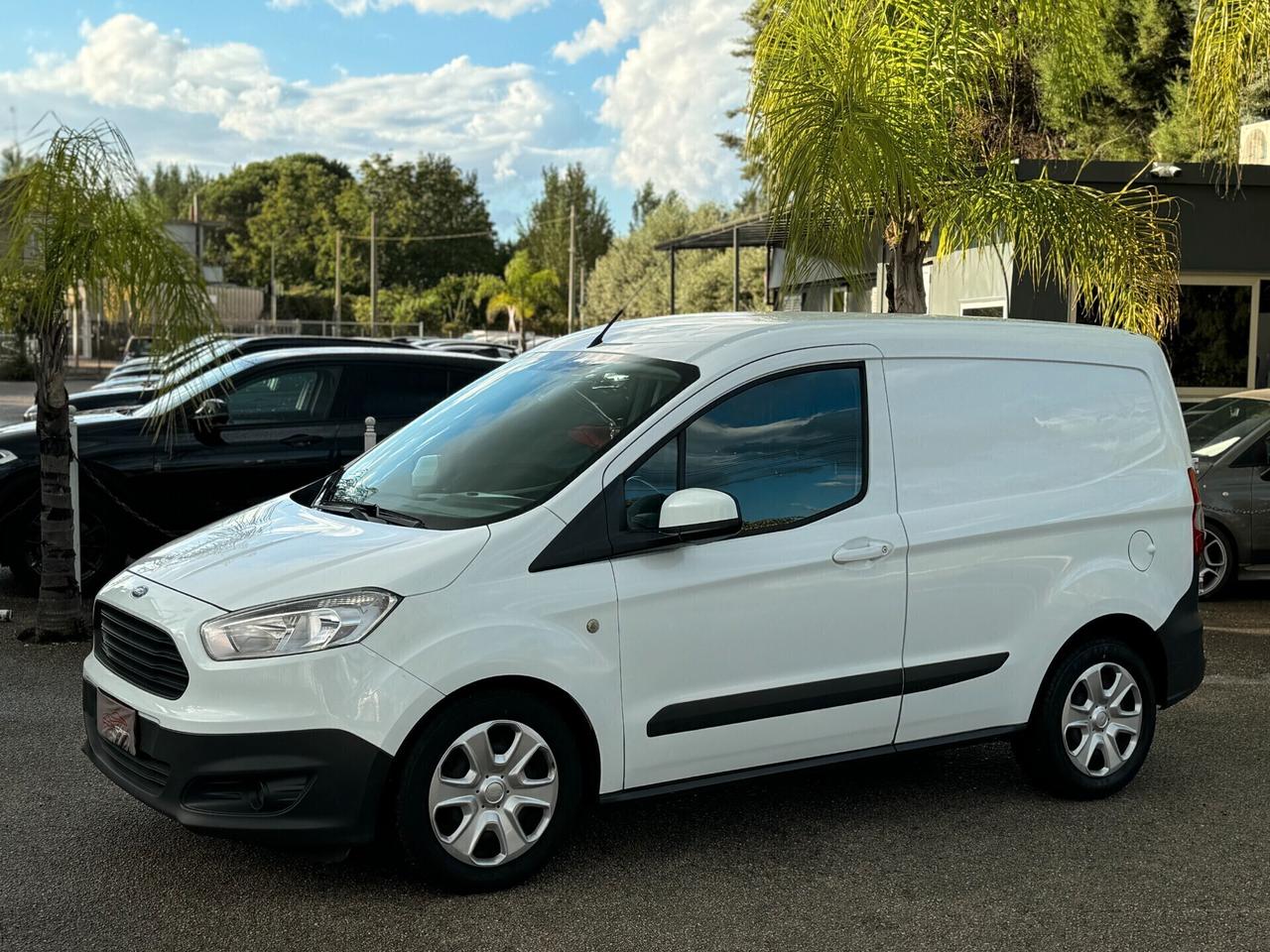 Ford Transit Courier 1.5 TDCi 75CV Vann2017