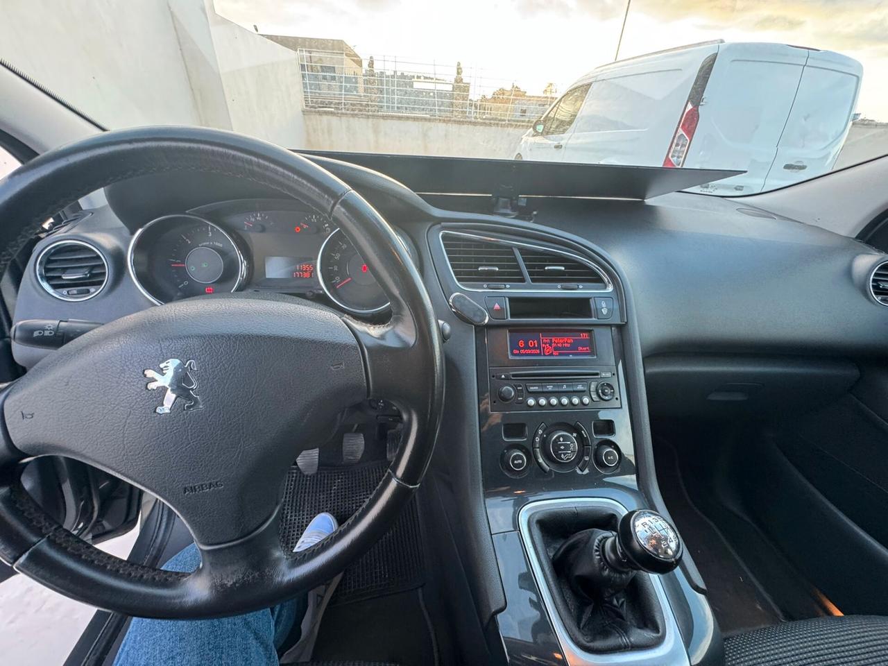 Peugeot 5008 2.0 HDi 150CV 7 POSTI