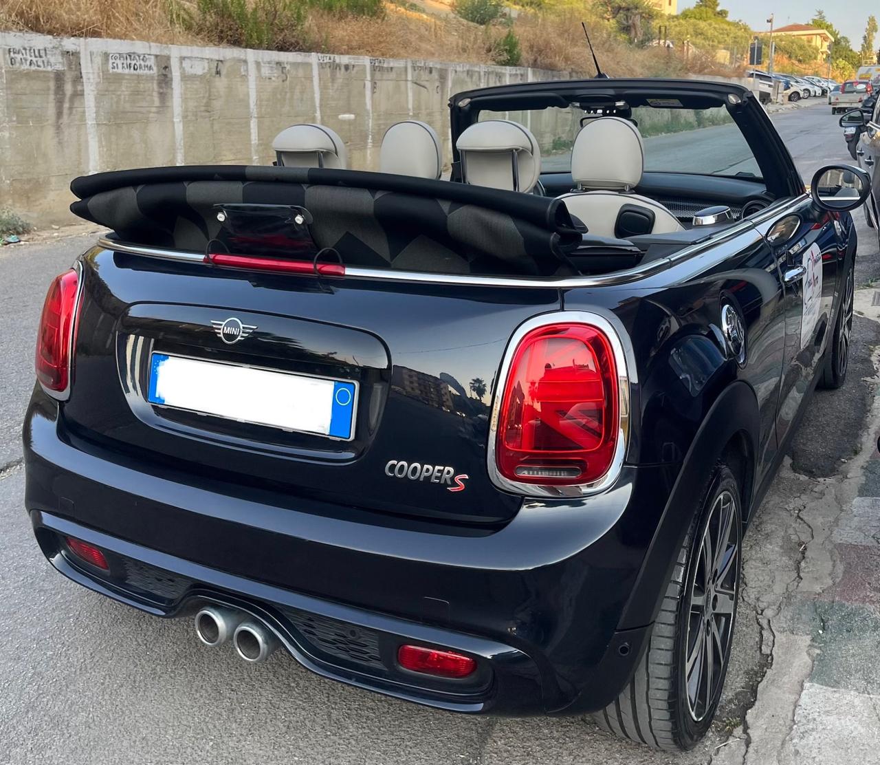 Mini 2.0 Cooper S Sidewalk Edition Cabrio