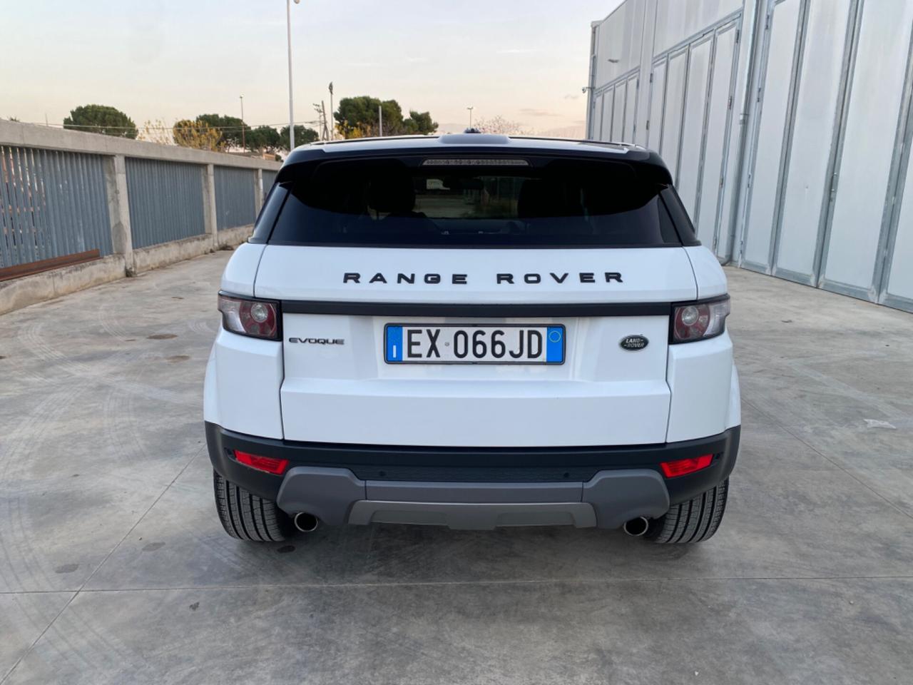 Land Rover Range Rover Evoque Range Rover Evoque 2.2 Sd4 5p. Dynamic