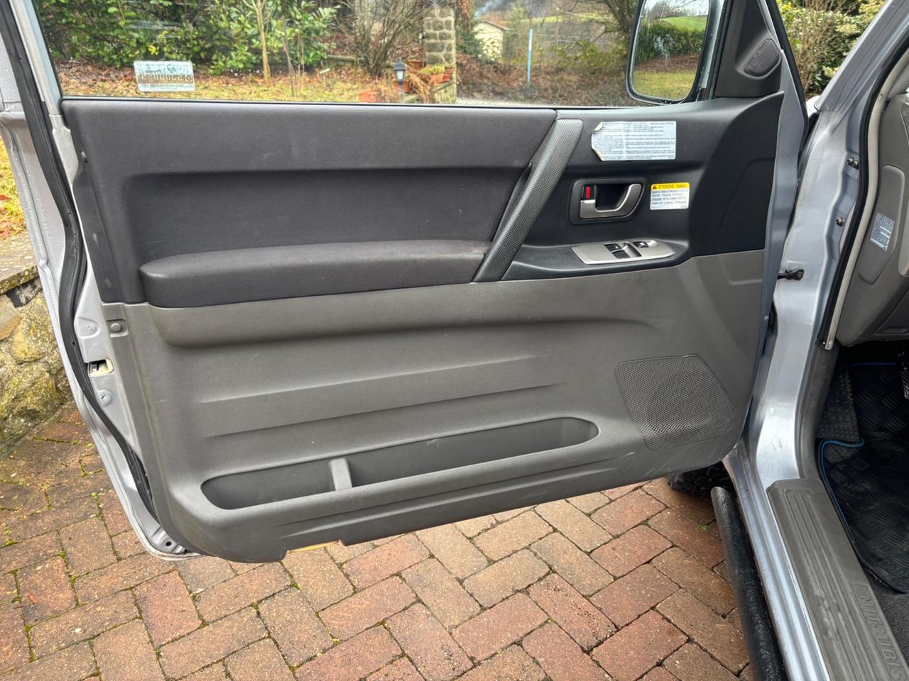 Mitsubishi Pajero GLS 2.5 TDI 3p. 116 CV