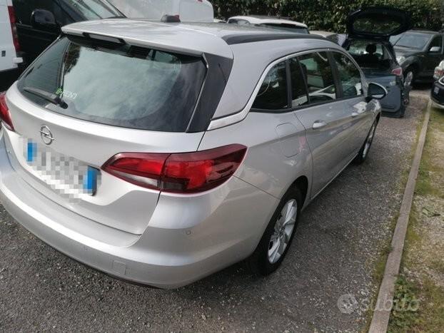 Opel Astra 1.6 CDTi 136CV aut. 5 porte Business