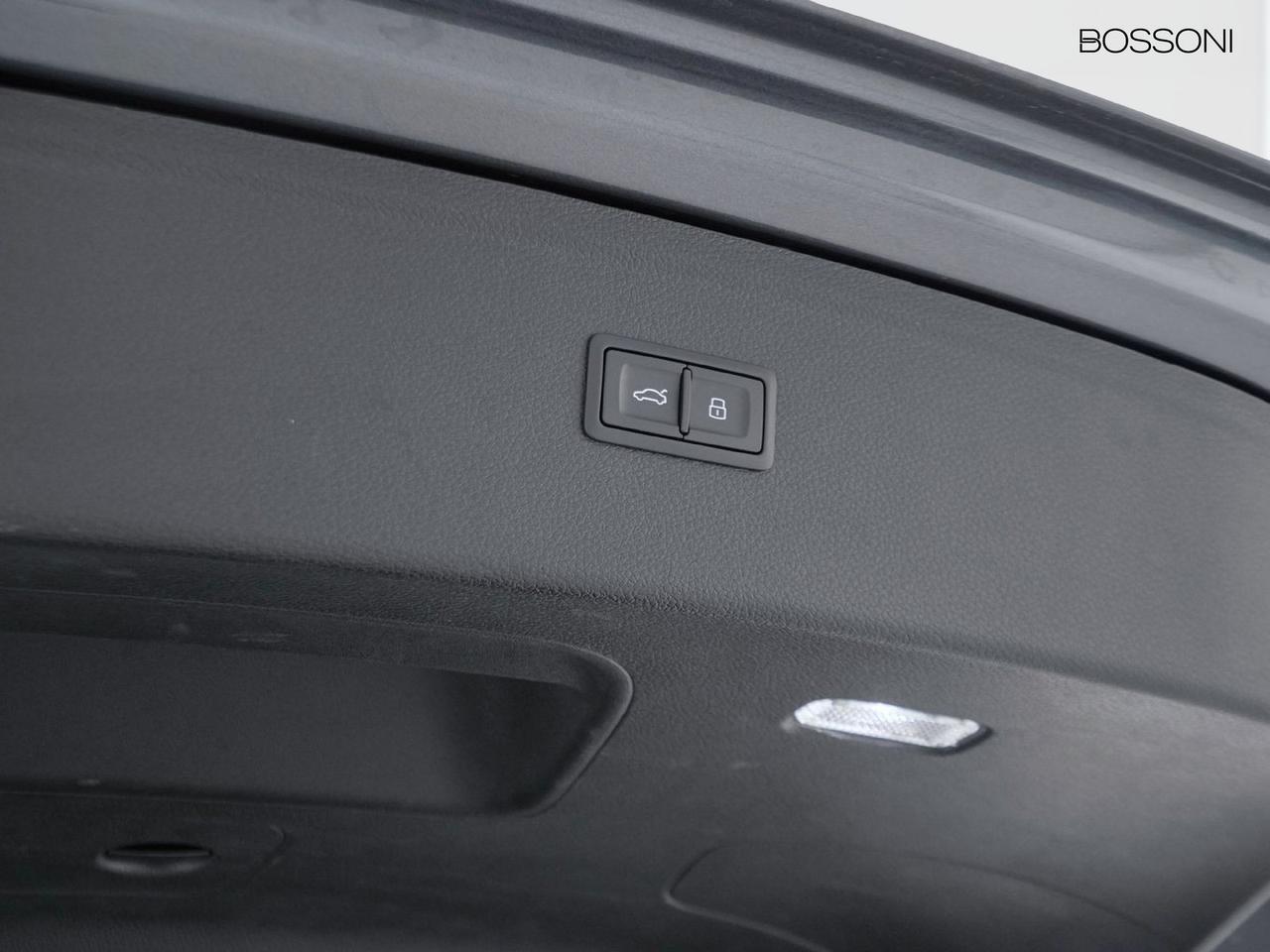 Audi Q5 40 2.0 tdi mhev 12v s line quattro s tronic