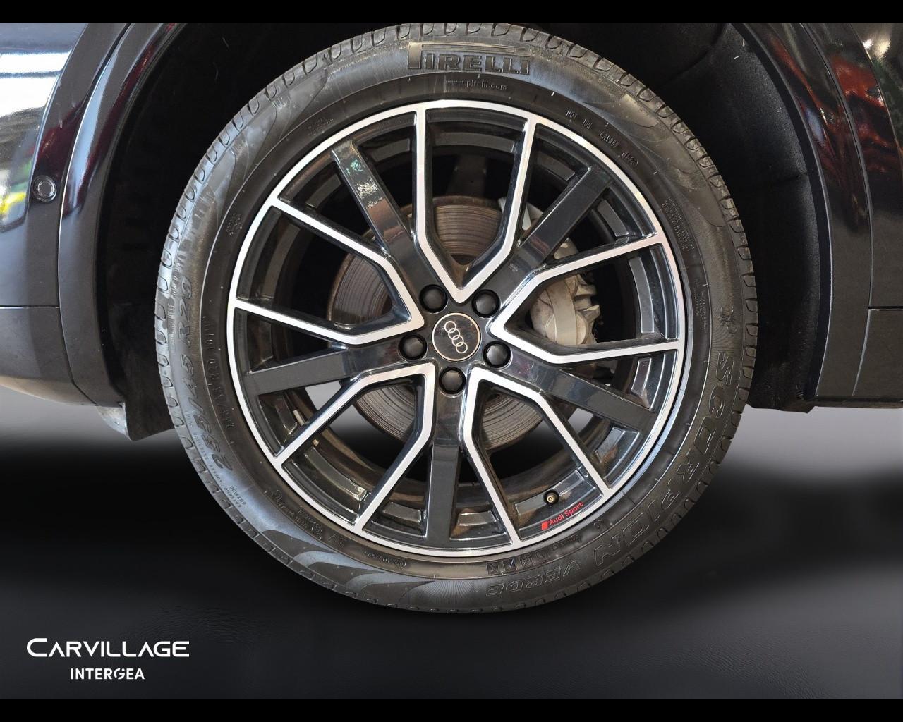 AUDI Q5 Sportback 40 2.0 tdi mhev 12V S line quattro s-tronic