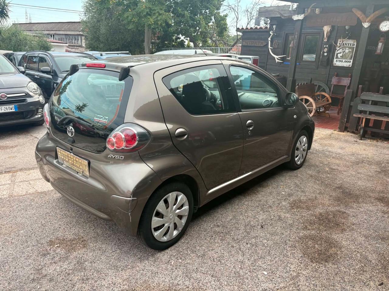 Toyota Aygo 1.0 12V VVT-i 5 porte Lounge Connect MMT