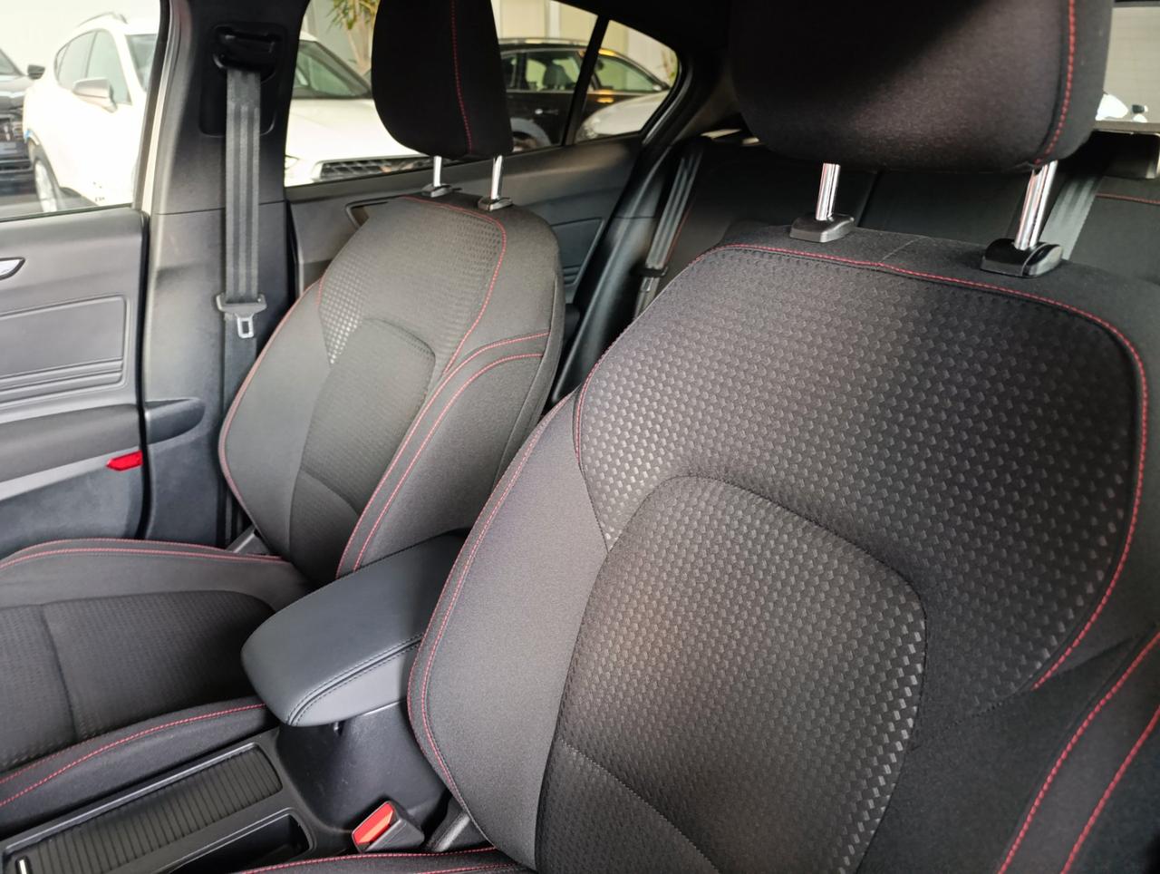 Ford Focus 5 Porte Focus 1.0t ecoboost h ST-Line 155cv powershift