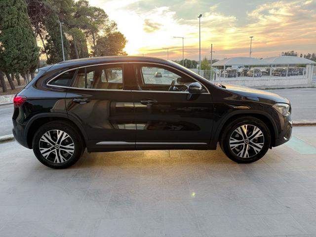 MERCEDES-BENZ GLA 200 d Automatic Business Extra