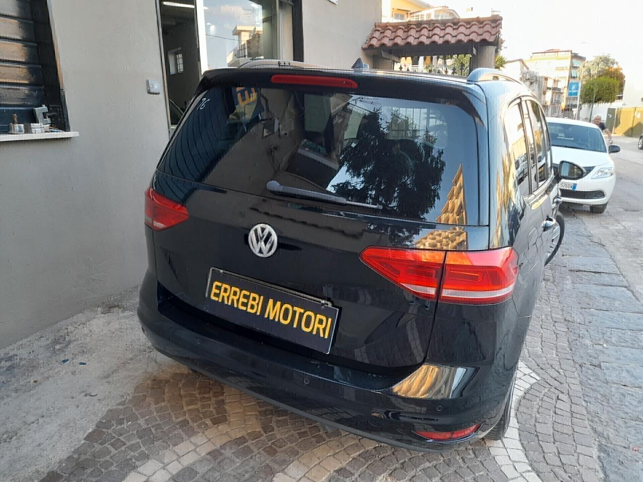 Volkswagen Touran 7 POSTI 2.0 115cv AUTOMATICO