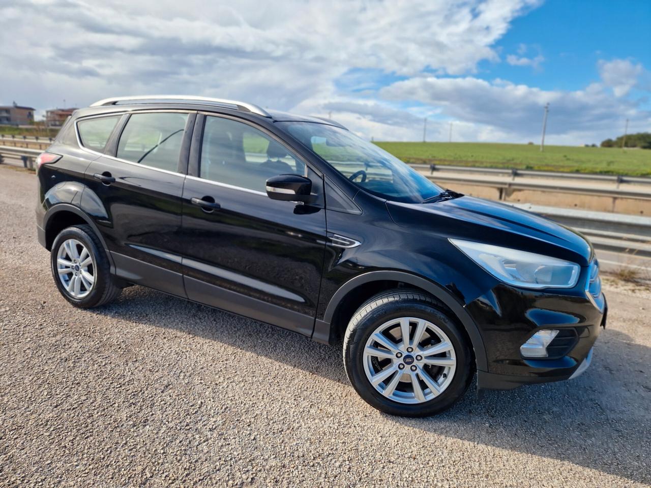 Ford Kuga 1.5 TDCI 120 CV S&S 2WD Business