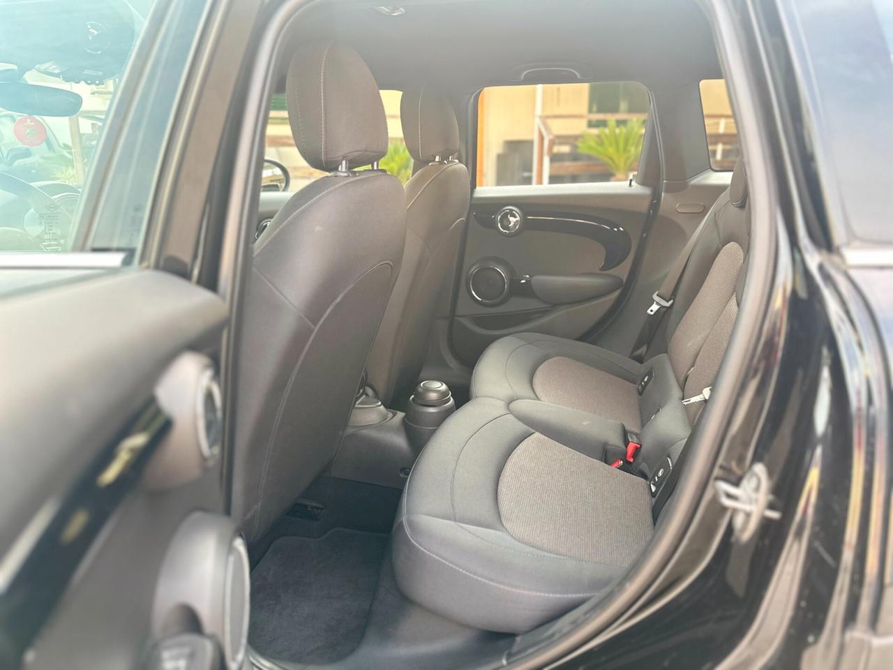 Mini 1.5 Cooper D Hype 5 porte '16