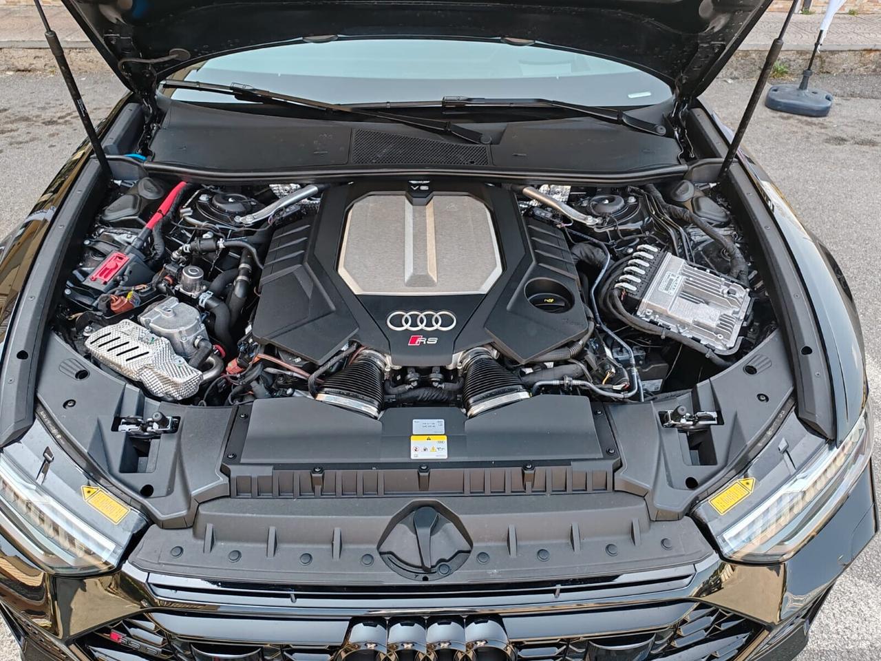 Audi RS6 RS 6 Avant 4.0 TFSI V8 quattro tiptronic Performance