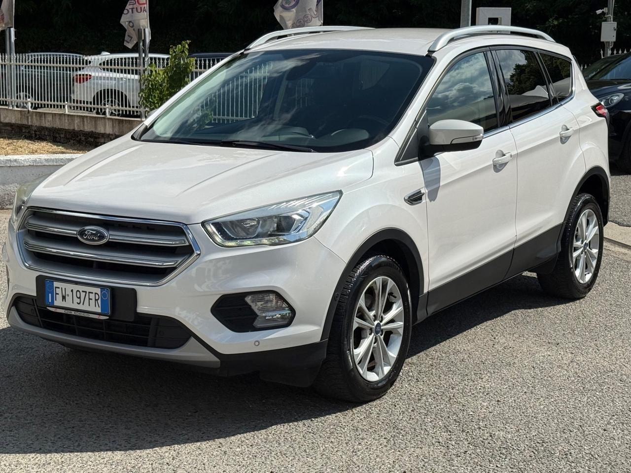 Ford Kuga 1.5 TDCI 120 CV Automatica Edition