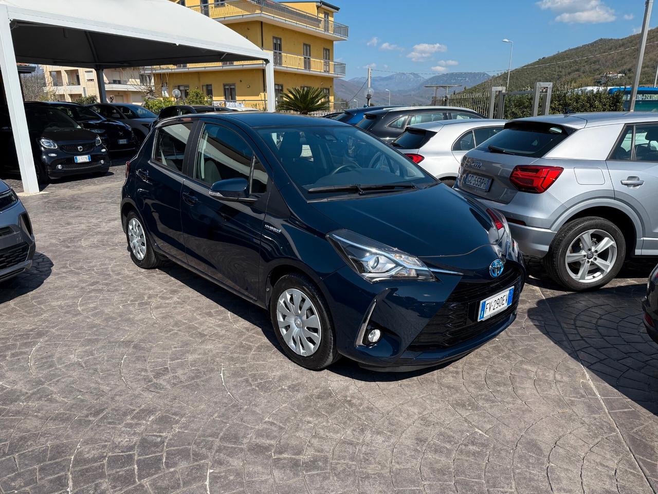 Toyota Yaris 1.5 Hybrid 5 porte Active