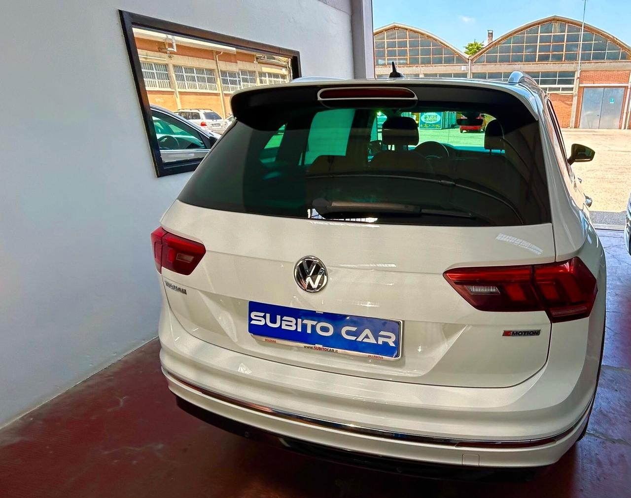 Volkswagen Tiguan 2.0 TDI SCR DSG 4MOTION R-LINE