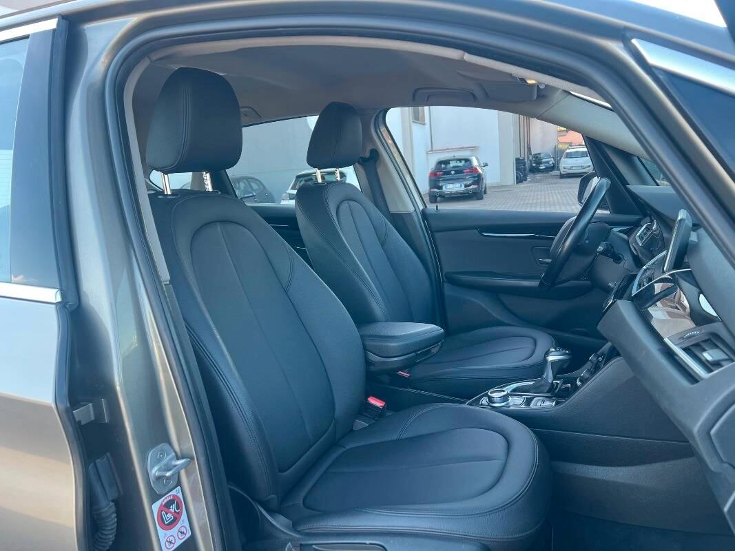 BMW Serie 2 218d Luxury auto