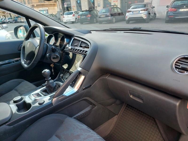 Peugeot 3008 1.6 HDi 110CV Business