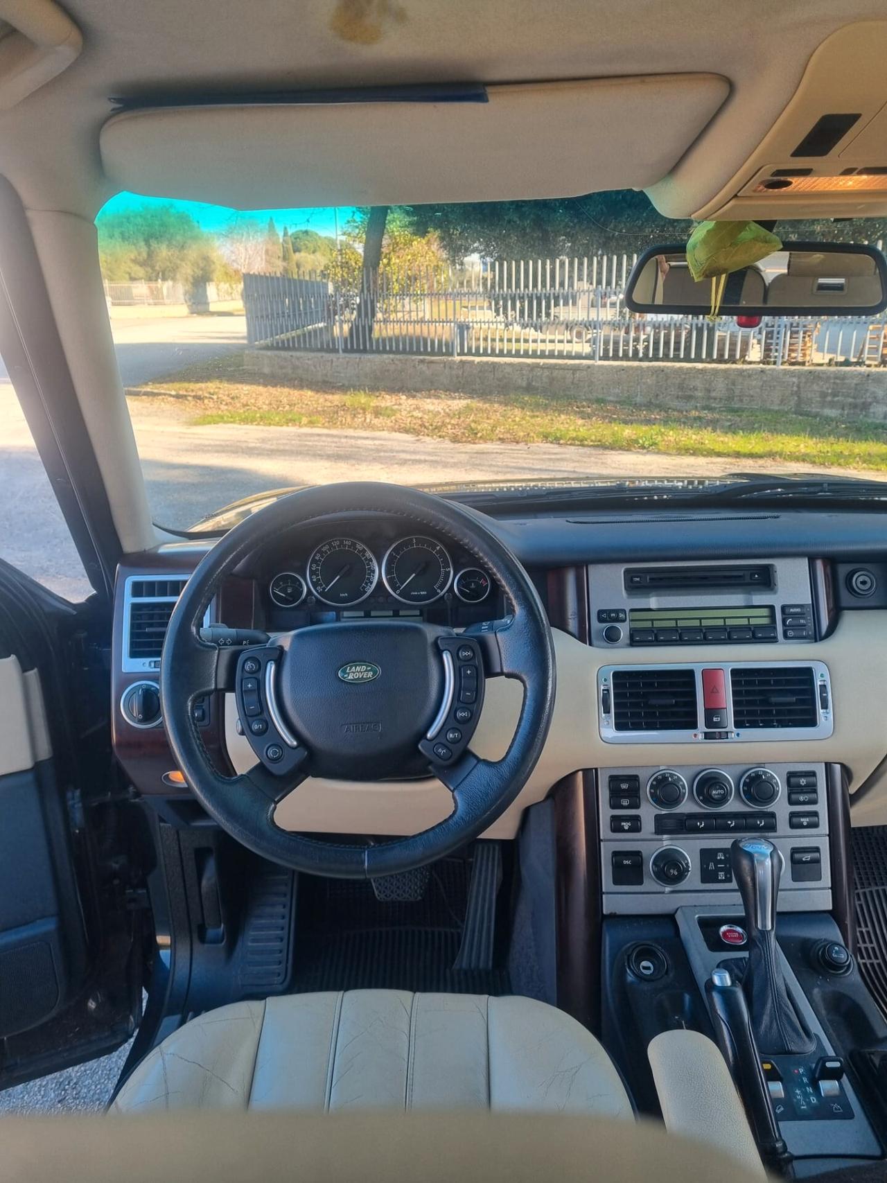 Land Rover Range 3.0 Td6 Vogue Foundry