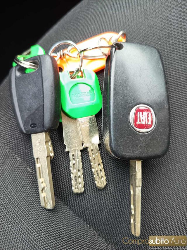 FIAT Fiorino 1.3 MJT 75CV + IVA 22%