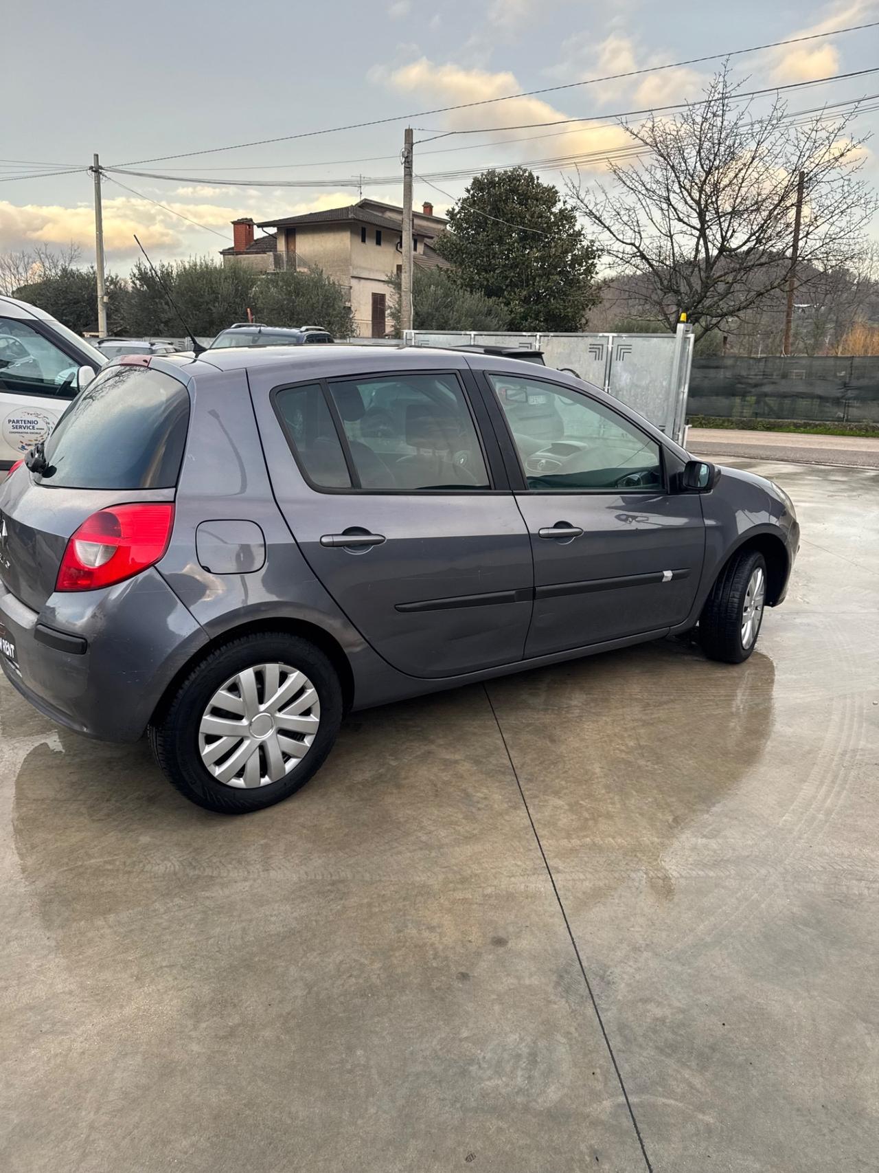 Renault Clio 1.2 5 porte BENZINA-GPL