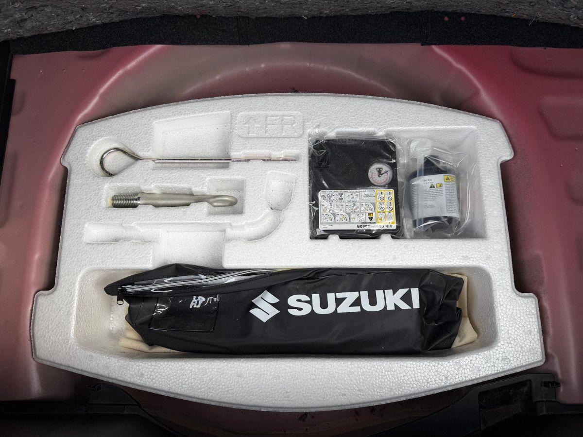 SUZUKI - Swift - 1.2 Hybrid Top