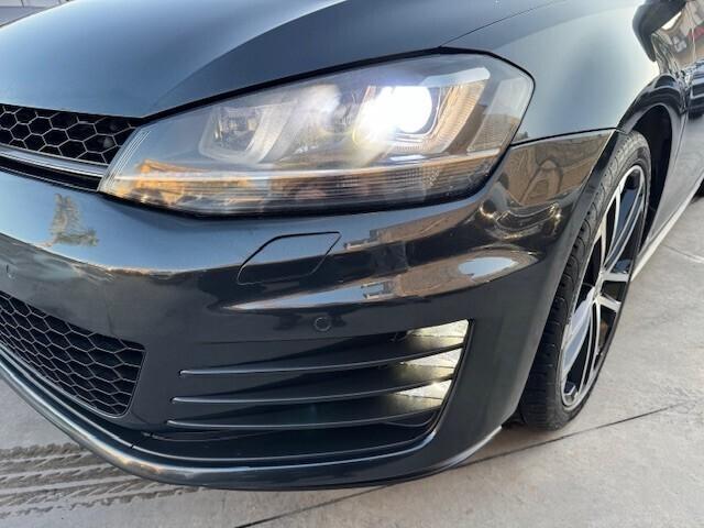 Volkswagen Golf GTD 2.0 184CV DSG TETTO VIRTUAL