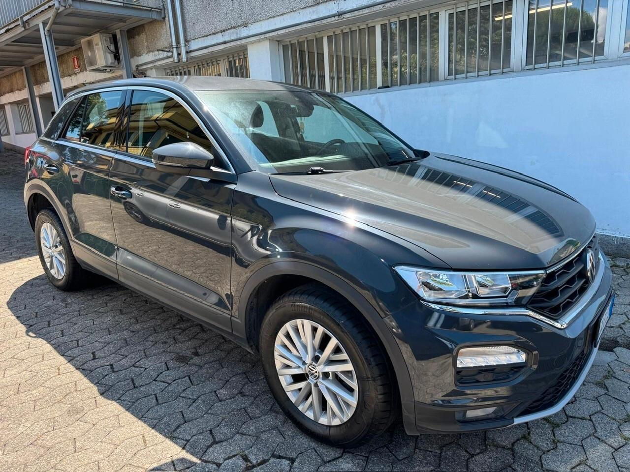 Volkswagen T-Roc 1.6 TDI SCR Advanced BlueMotion Technology*EURO6*NAVI*CERCHI