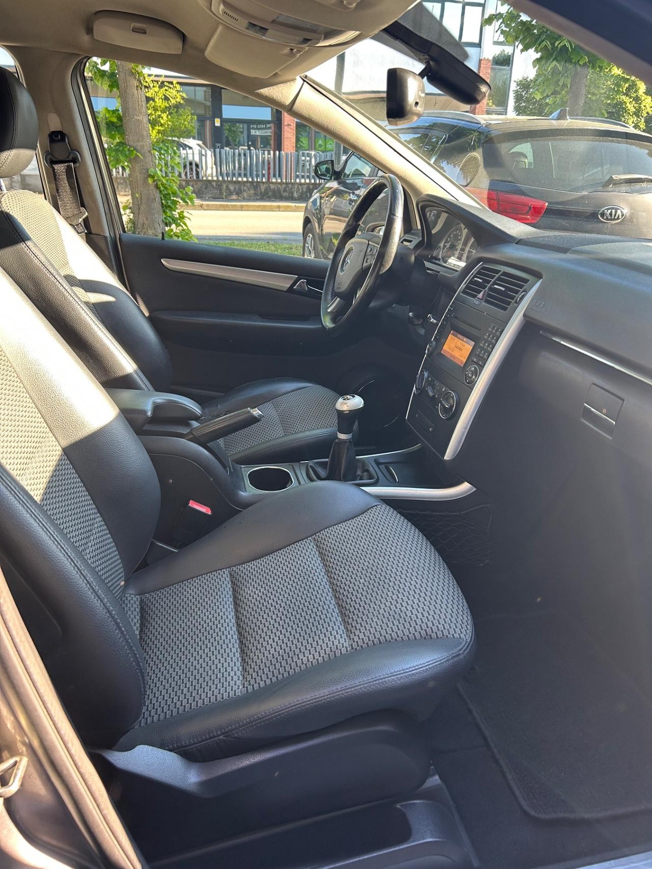 Mercedes-benz B 180 B 180 CDI Premium