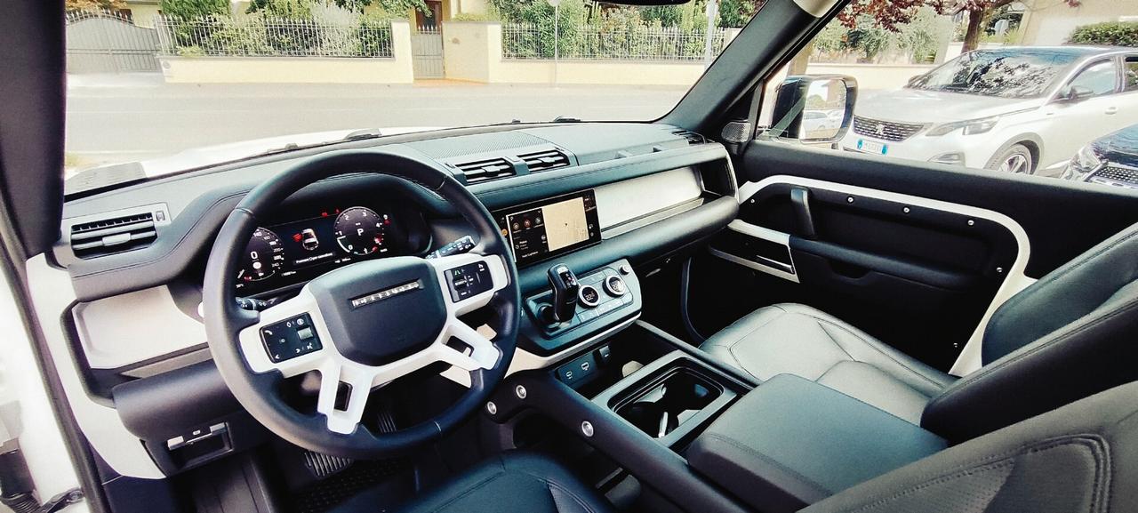 Land Rover Defender 90 3.0D I6 200 CV AWD Auto X-Dynamic SE