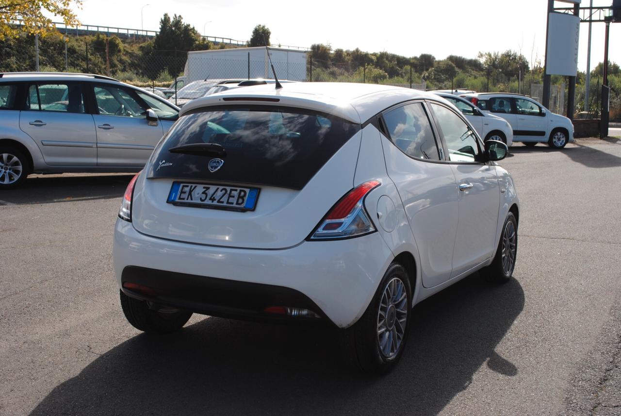 LANCIA YPSILON 1.3 MJT 95 CV OK NEOPATENTATI