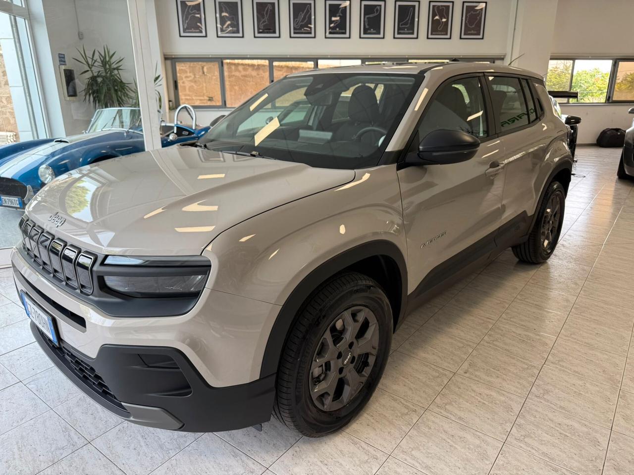 Jeep Avenger 100 CV MHEV Longitude