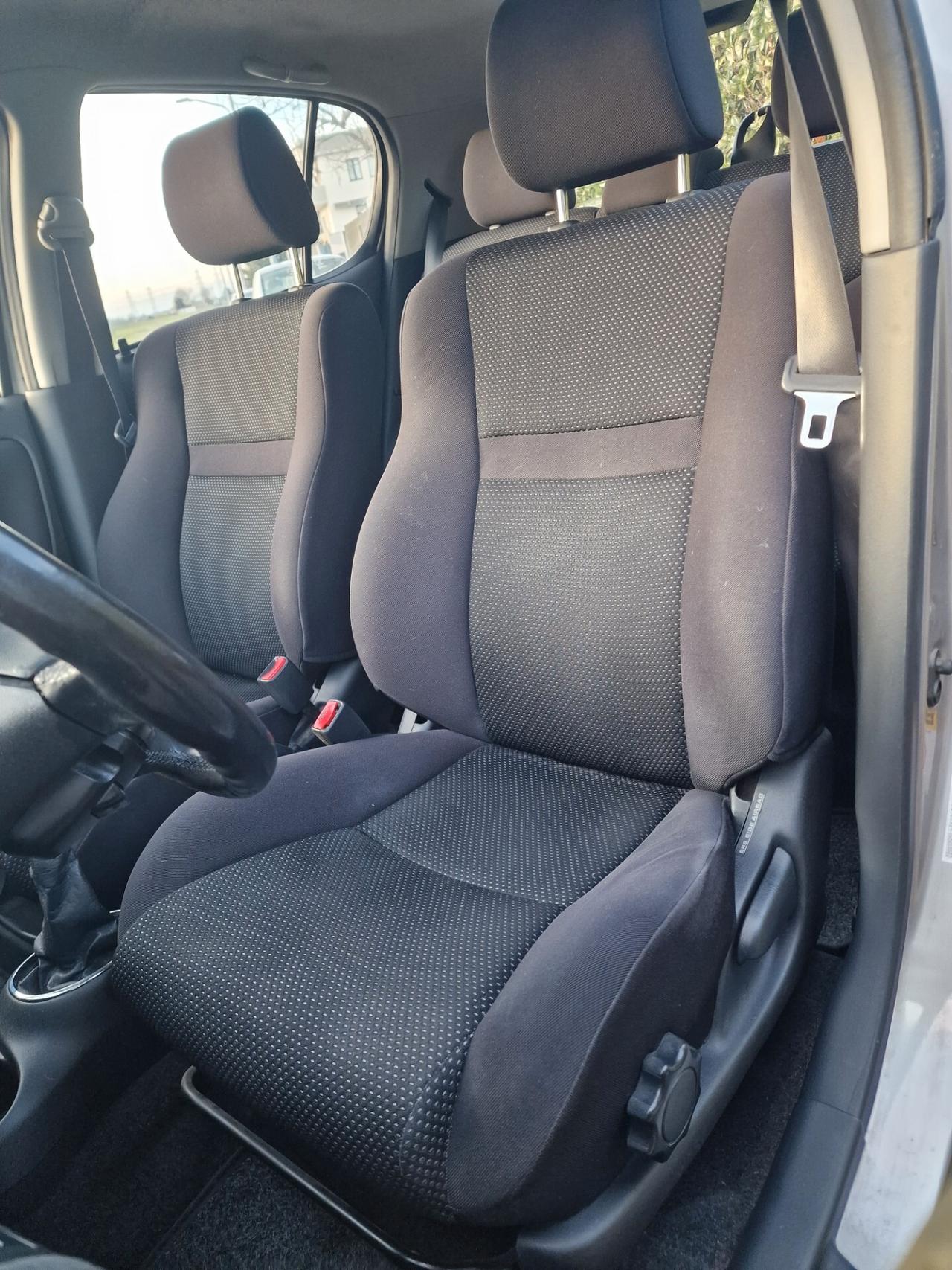 Toyota Yaris 1.5i 16V TS