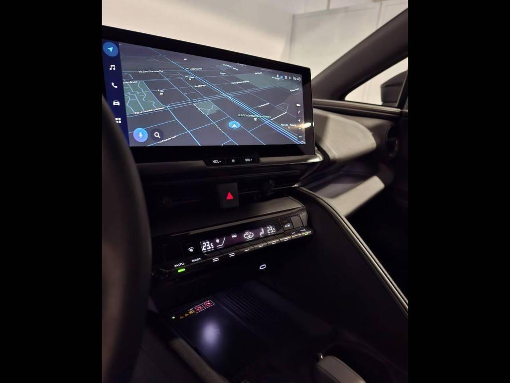 Toyota C-HR 1.8 HV Trend FWD E-CVT