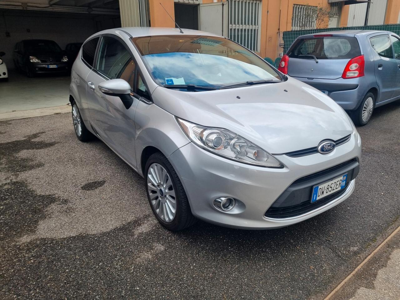 Ford Fiesta 1.2 82CV 3 porte Titanium unica