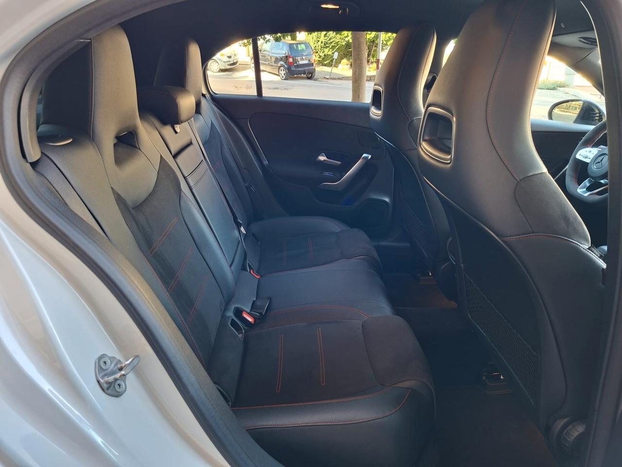 MERCEDES Classe A 180d Automatic AMG Premium