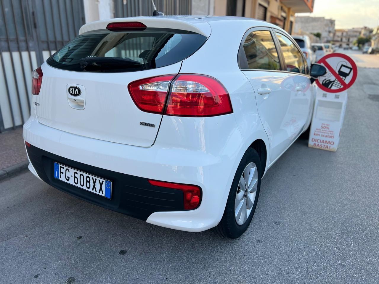 Kia Rio 1.1 Diesel Anno 2018 180,000 Km