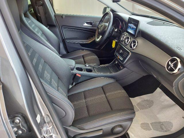 MERCEDES-BENZ GLA 200 d Automatic Sport